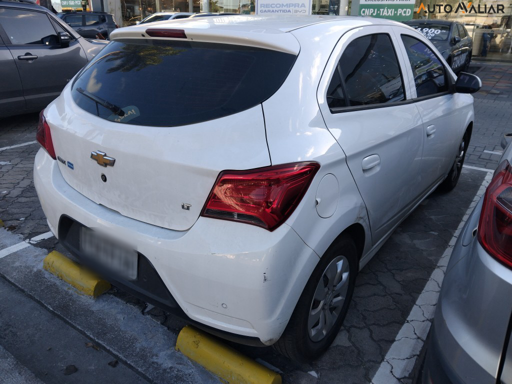 CHEVROLET ONIX 1.0 MPFI LT 8V FLEX 4P MANUAL