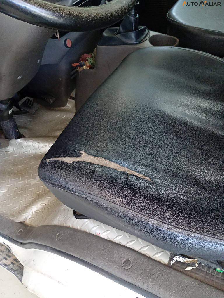 HYUNDAI HR 2.5 LONGO SEM CACAMBA 4X2 16V 130CV TURBO INTERCOOLER DIESEL 2P MANUAL