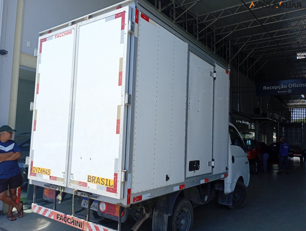 HYUNDAI HR 2.5 LONGO SEM CACAMBA 4X2 16V 130CV TURBO INTERCOOLER DIESEL 2P MANUAL