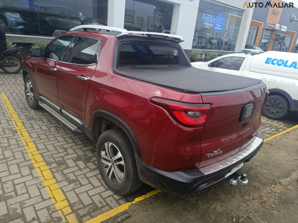 FIAT TORO 2.0 16V TURBO DIESEL VOLCANO 4WD AT9