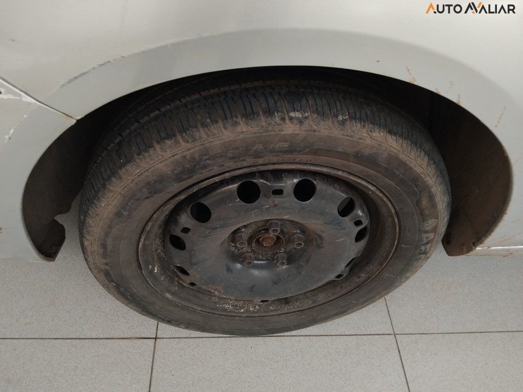 VOLKSWAGEN FOX 1.6 MSI COMFORTLINE 8V FLEX 4P MANUAL