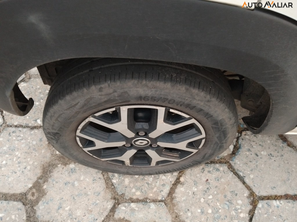 RENAULT KWID 1.0 12V SCE FLEX OUTSIDER MANUAL