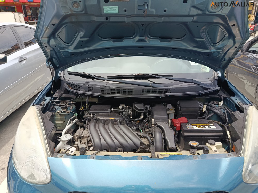 NISSAN MARCH 1.6 SL 16V FLEX 4P MANUAL