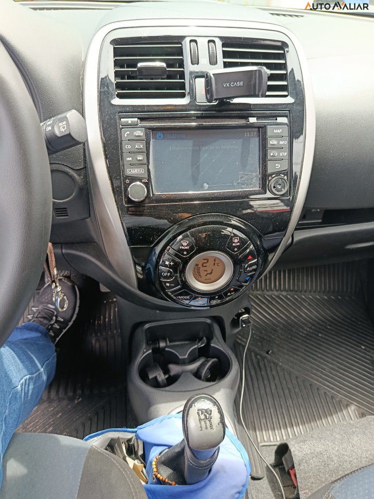 NISSAN MARCH 1.6 SL 16V FLEX 4P MANUAL