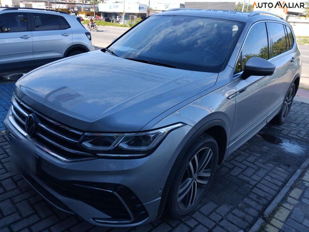 VOLKSWAGEN TIGUAN 2.0 300 TSI GASOLINA ALLSPACE R-LINE AUTOMÁTICO