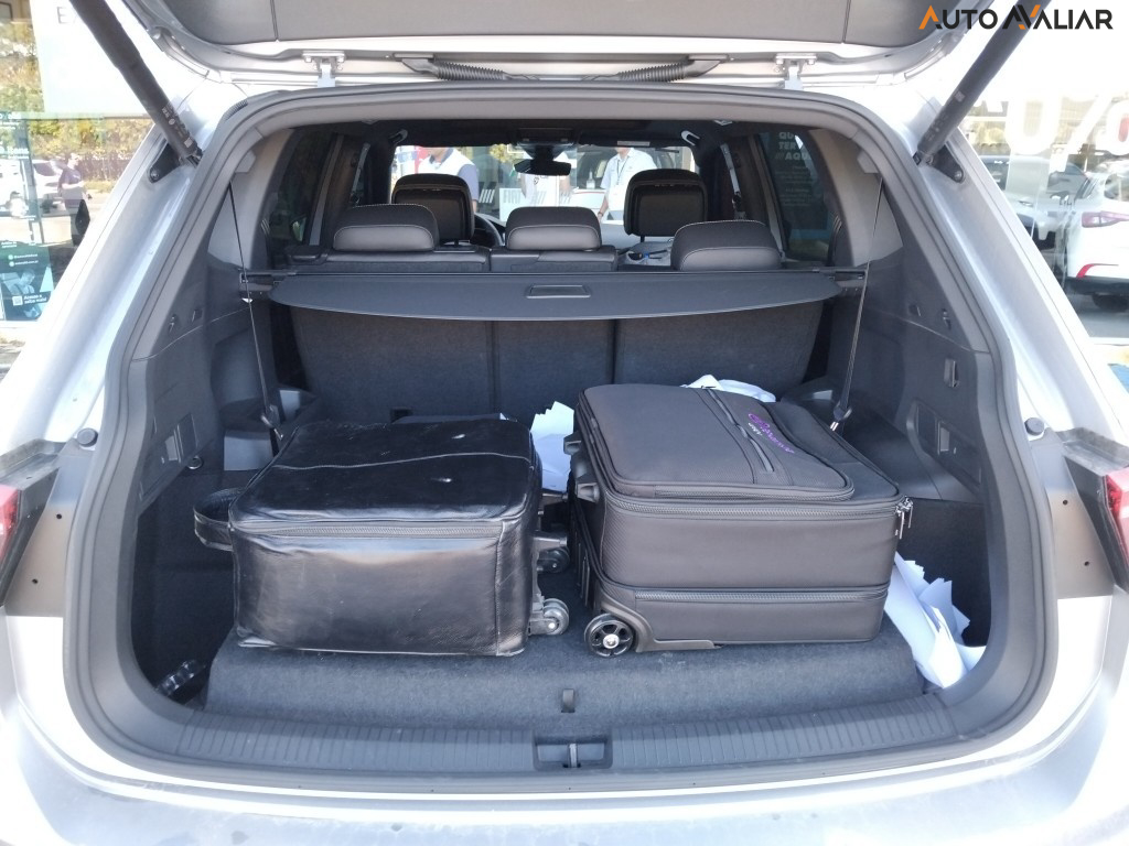 VOLKSWAGEN TIGUAN 2.0 300 TSI GASOLINA ALLSPACE R-LINE AUTOM&Aacute;TICO