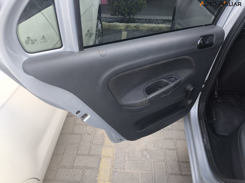 VOLKSWAGEN VOYAGE 1.6 MSI TOTALFLEX 4P MANUAL