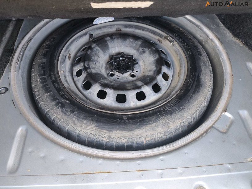 VOLKSWAGEN VOYAGE 1.6 MSI TOTALFLEX 4P MANUAL