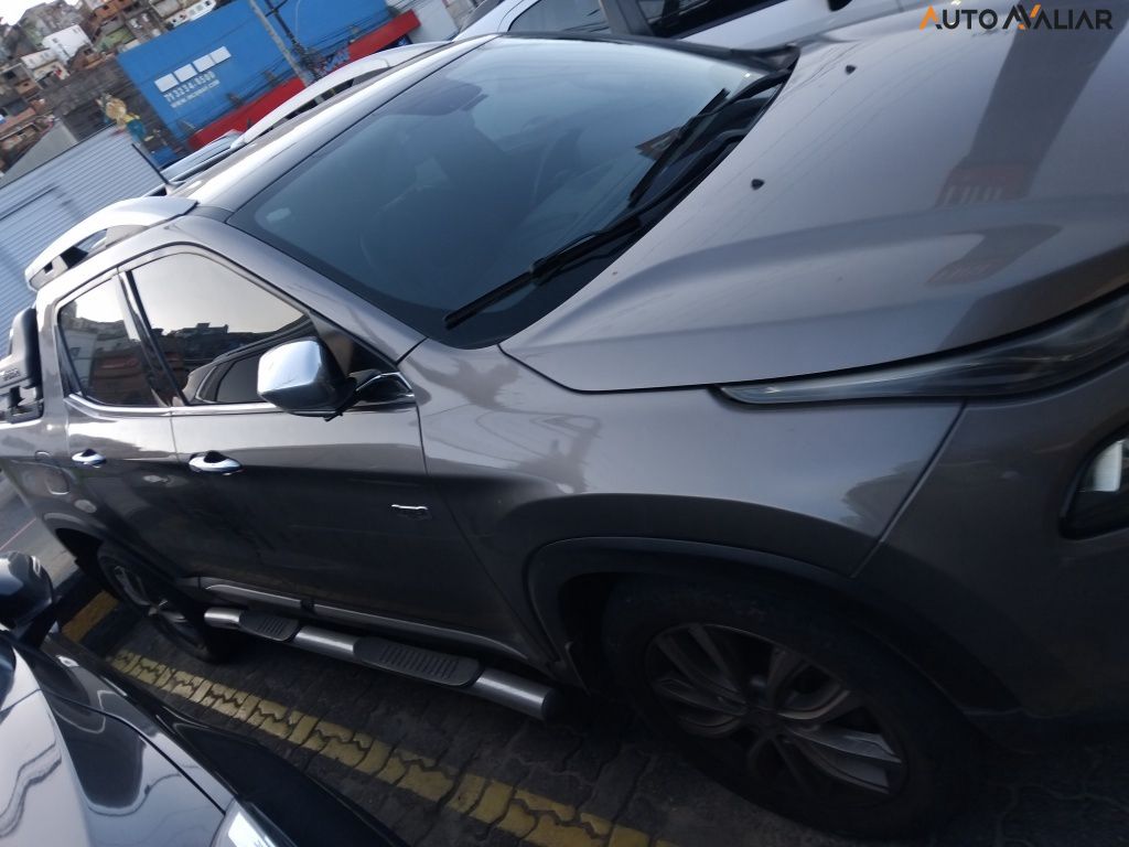 FIAT TORO 2.0 16V TURBO DIESEL RANCH 4WD AT9