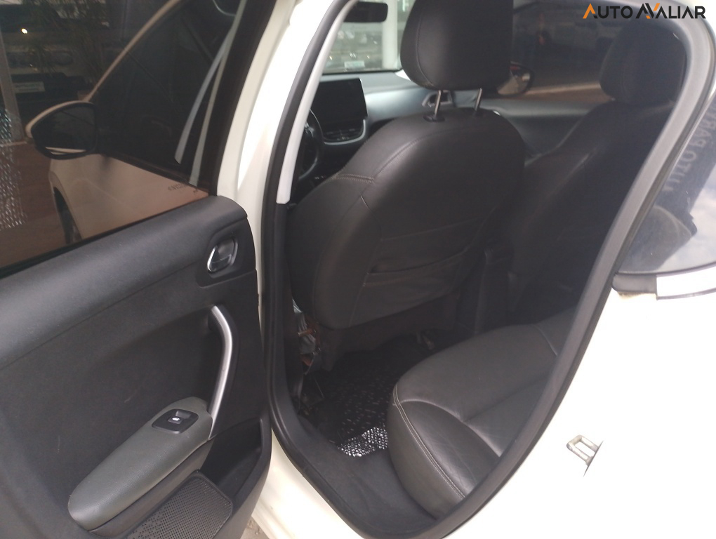 PEUGEOT 208 1.6 GRIFFE 16V FLEX 4P MANUAL