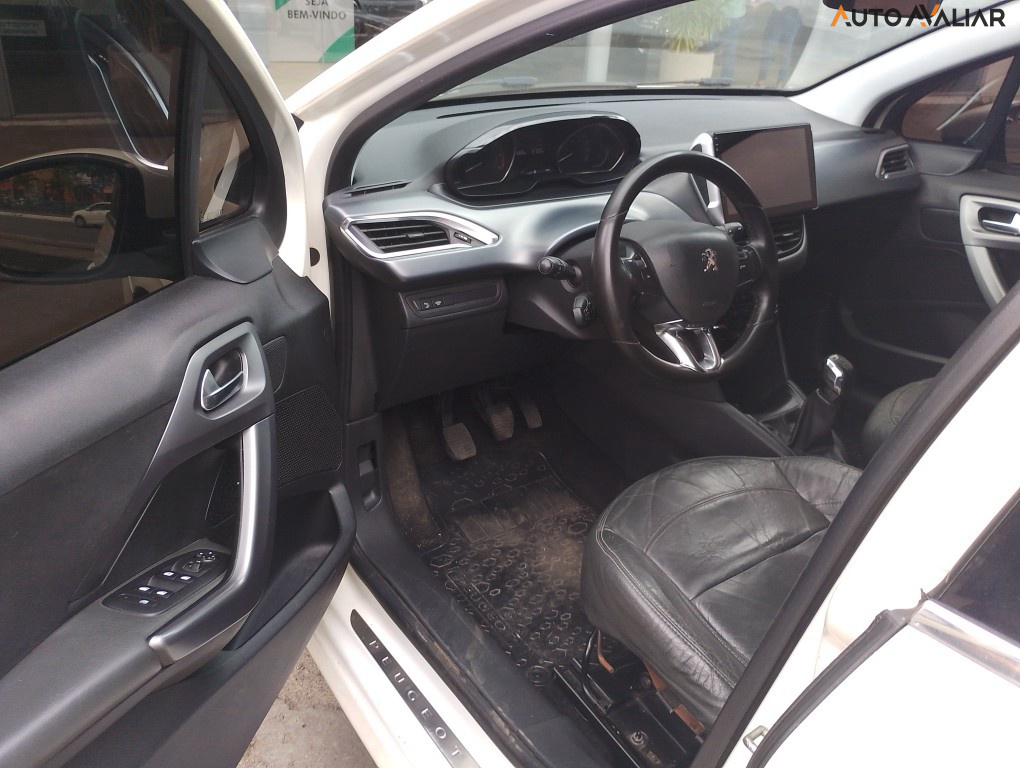 PEUGEOT 208 1.6 GRIFFE 16V FLEX 4P MANUAL