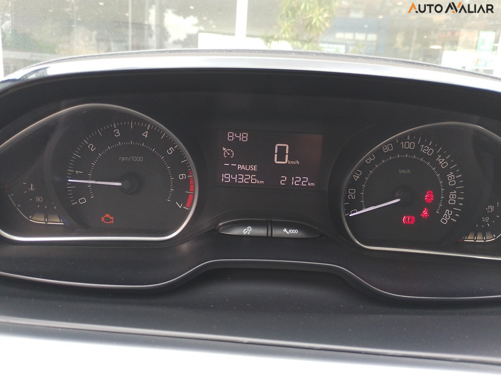 PEUGEOT 208 1.6 GRIFFE 16V FLEX 4P MANUAL