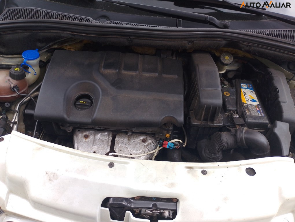 PEUGEOT 208 1.6 GRIFFE 16V FLEX 4P MANUAL