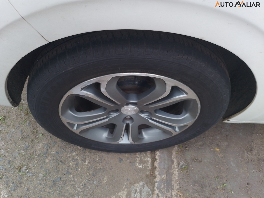 PEUGEOT 208 1.6 GRIFFE 16V FLEX 4P MANUAL