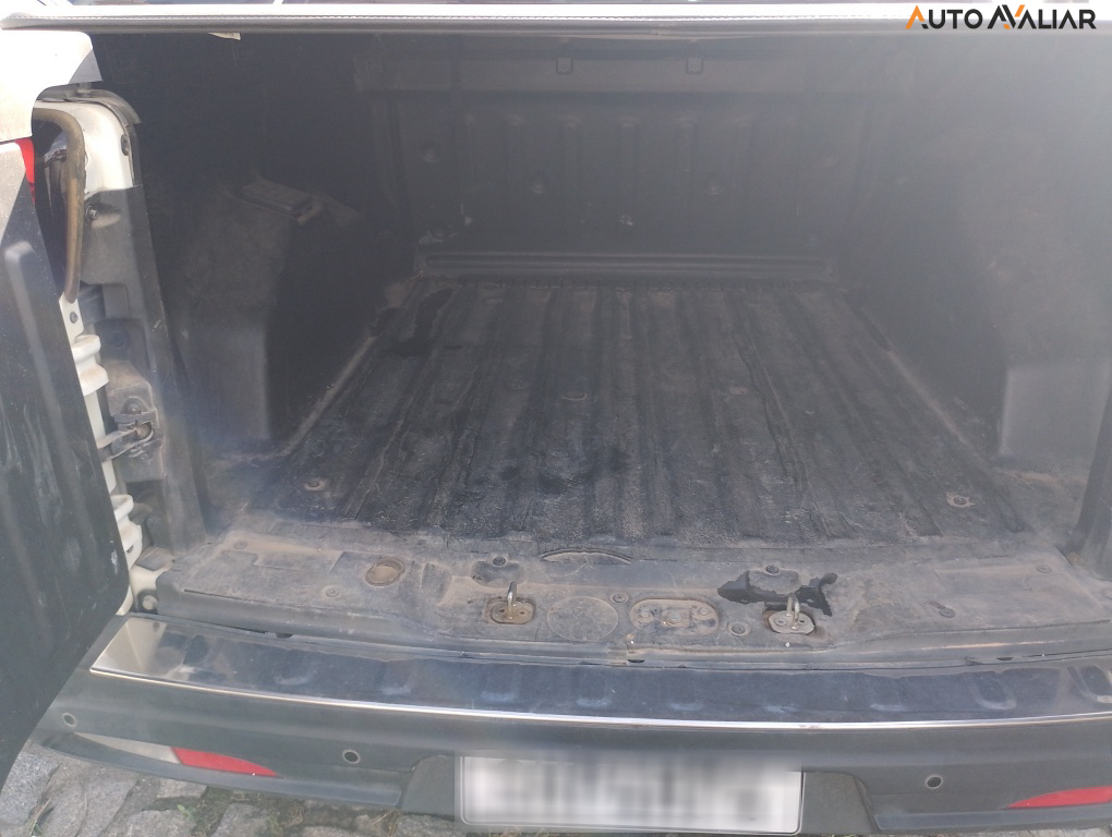 FIAT TORO 2.0 16V TURBO DIESEL VOLCANO 4WD AT9