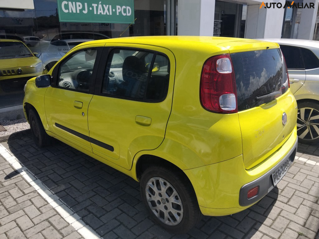 FIAT UNO 1.0 EVO VIVACE 8V FLEX 4P MANUAL