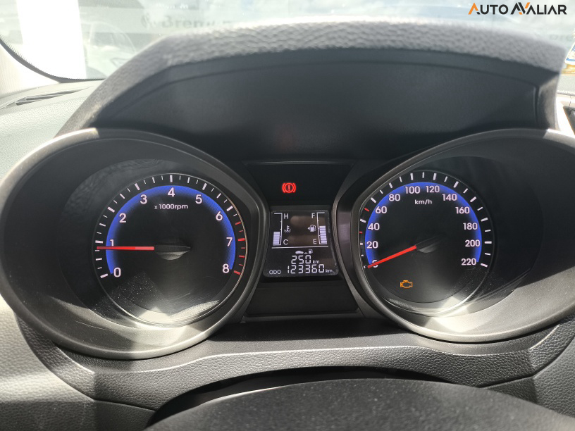 HYUNDAI HB20 1.0 COMFORT PLUS 12V FLEX 4P MANUAL