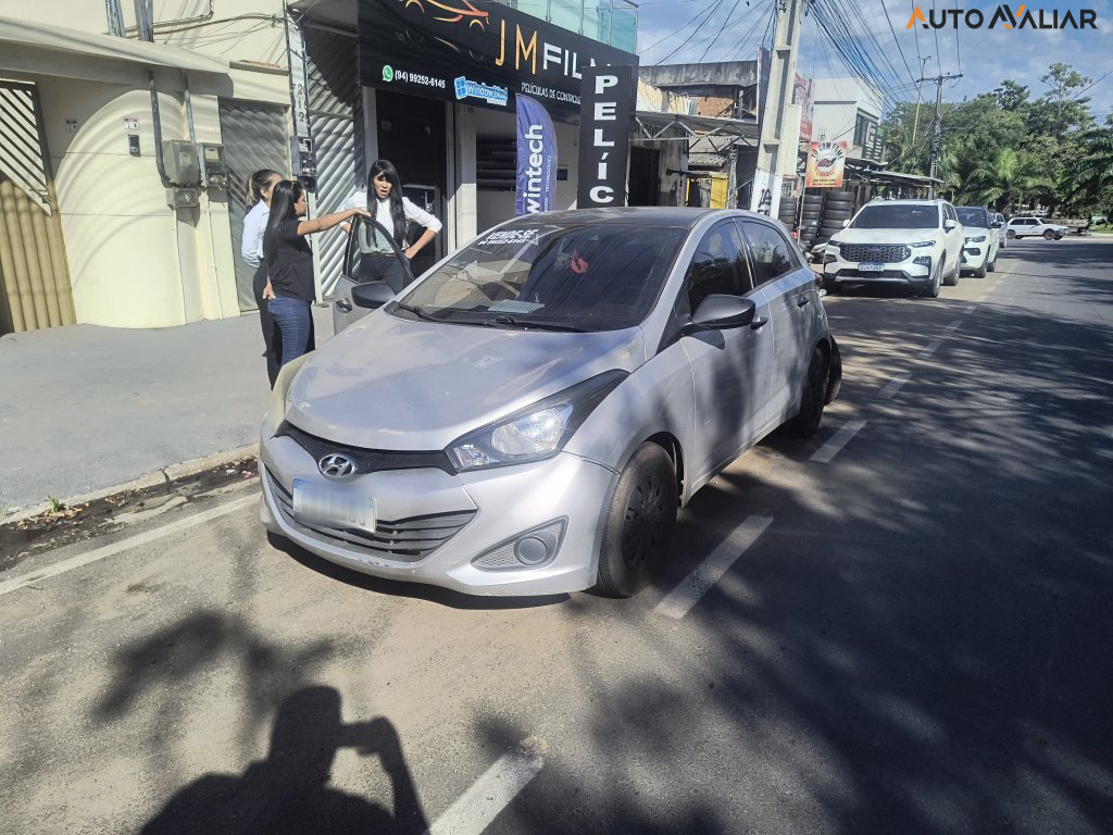 HYUNDAI HB20 1.0 COMFORT 12V FLEX 4P MANUAL