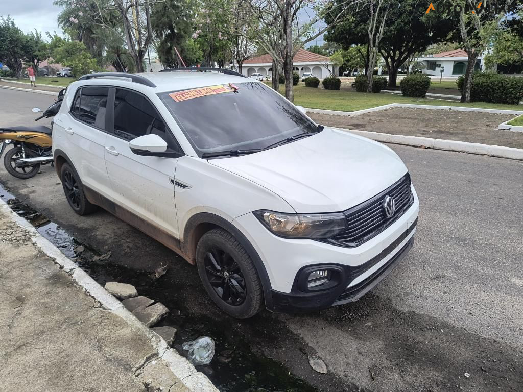 VOLKSWAGEN T-CROSS 1.0 200 TSI TOTAL FLEX AUTOMÁTICO