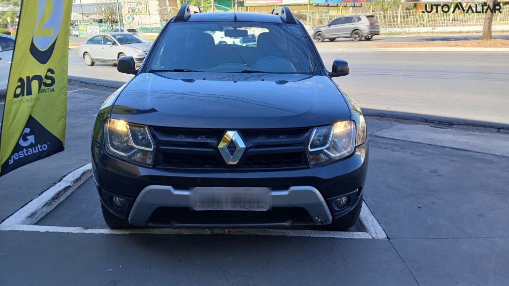RENAULT DUSTER 2.0 DYNAMIQUE 4X2 16V FLEX 4P AUTOMATICO