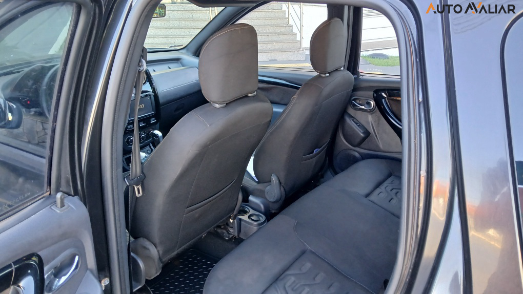 RENAULT DUSTER 2.0 DYNAMIQUE 4X2 16V FLEX 4P AUTOMATICO