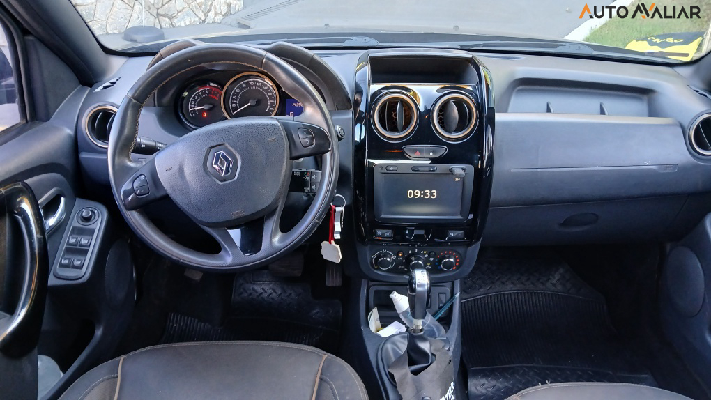 RENAULT DUSTER 2.0 DYNAMIQUE 4X2 16V FLEX 4P AUTOMATICO