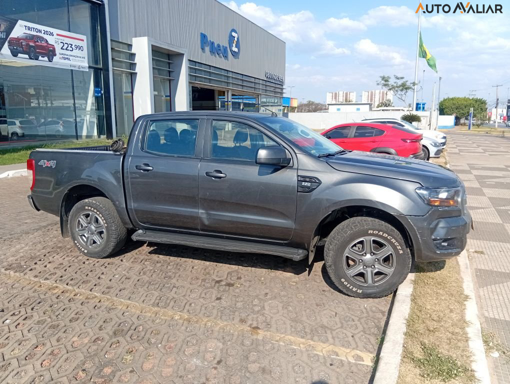 FORD RANGER 2.2 XLS 4X4 CD 16V DIESEL 4P AUTOMATICO