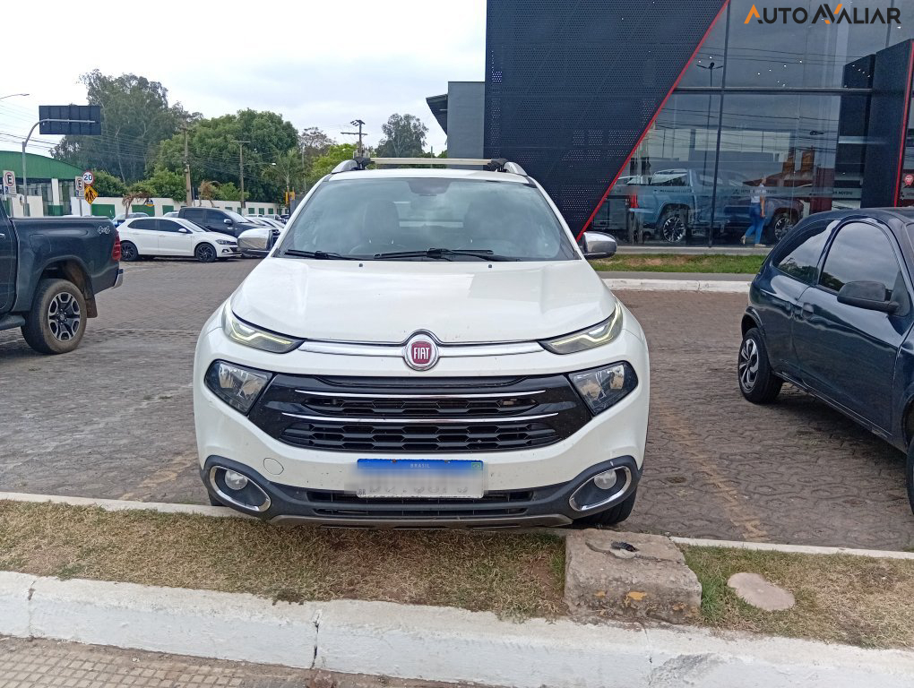 FIAT TORO 2.0 16V TURBO DIESEL RANCH 4WD AT9