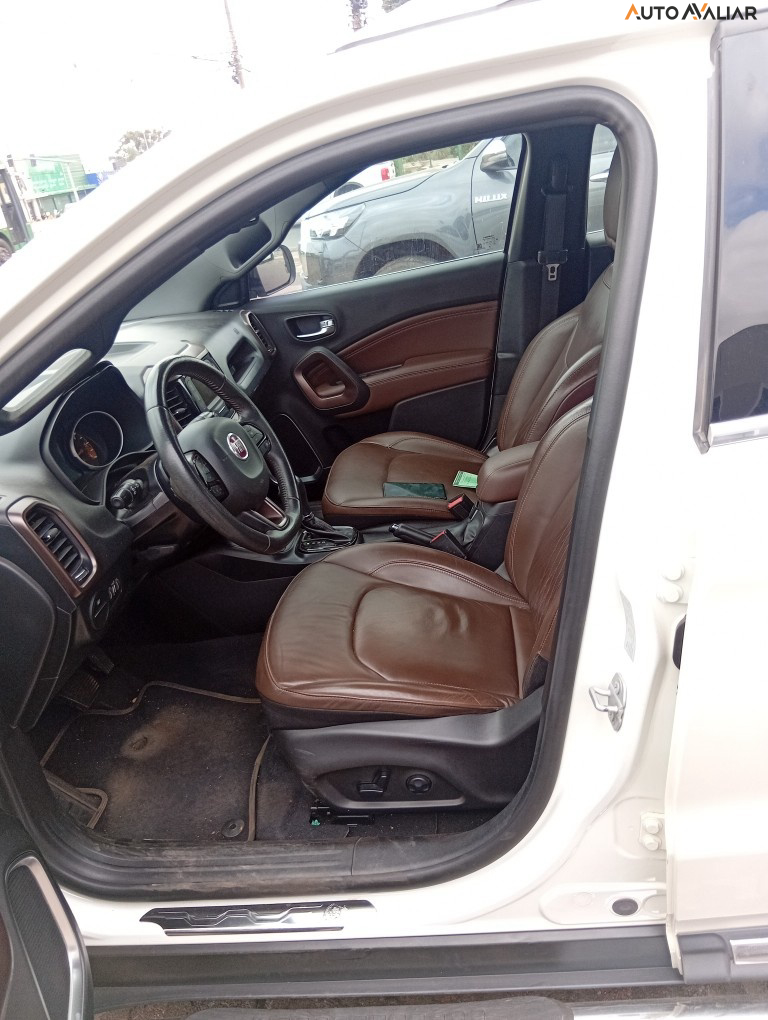 FIAT TORO 2.0 16V TURBO DIESEL RANCH 4WD AT9