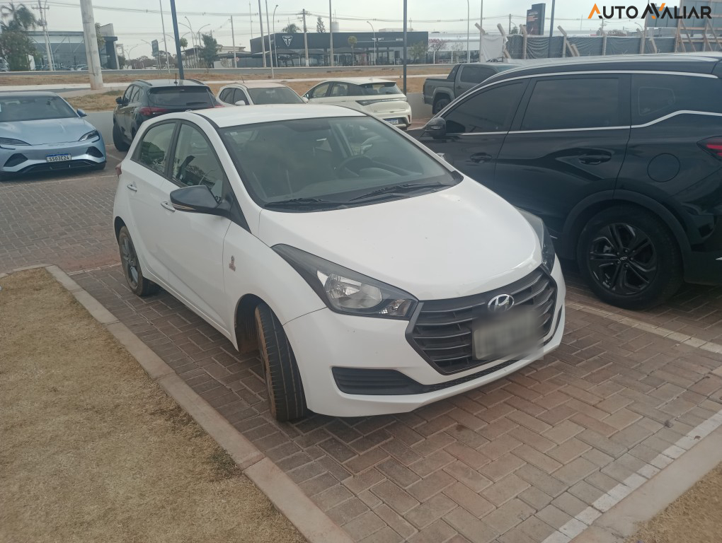 HYUNDAI HB20 1.0 COMFORT 12V FLEX 4P MANUAL