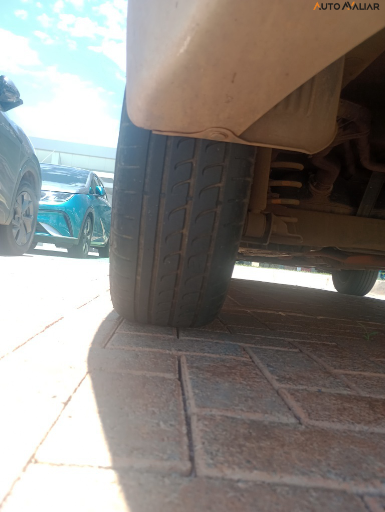 HYUNDAI HB20S 1.0 COMFORT PLUS 12V FLEX 4P MANUAL