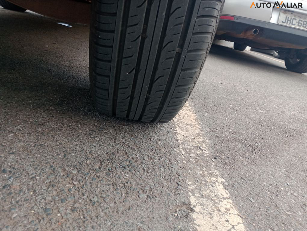 HYUNDAI TUCSON 2.0 MPFI GLS 16V 143CV 2WD FLEX 4P AUTOMATICO