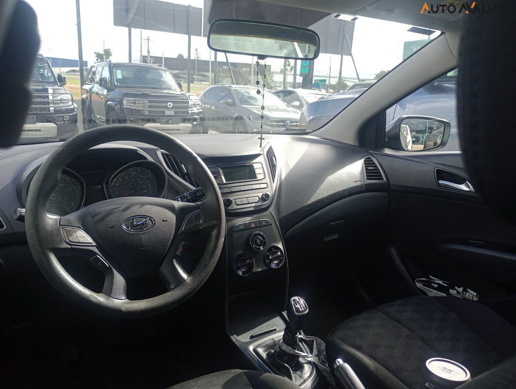 HYUNDAI HB20 1.6 COMFORT PLUS 16V FLEX 4P MANUAL