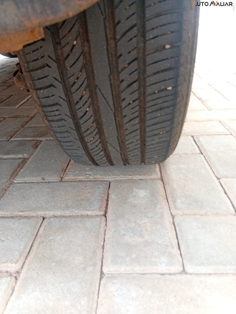 VOLKSWAGEN FOX 1.0 MI 8V FLEX 4P MANUAL