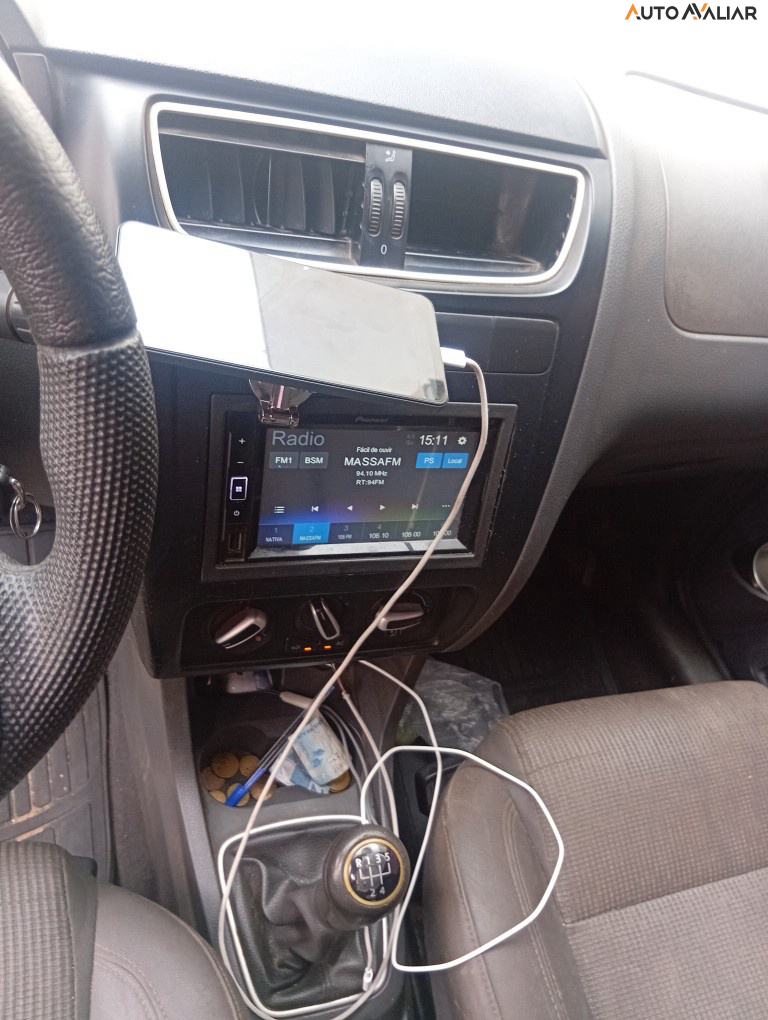 VOLKSWAGEN FOX 1.0 MI 8V FLEX 4P MANUAL