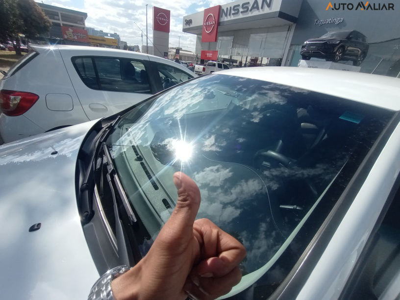 FIAT BRAVO 1.8 ESSENCE 16V FLEX 4P AUTOMATIZADO