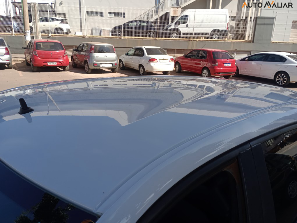 RENAULT KWID 1.0 12V SCE FLEX INTENSE MANUAL