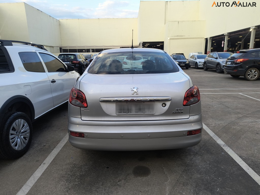 PEUGEOT 207 1.4 SEDAN ALLURE 8V FLEX 4P MANUAL