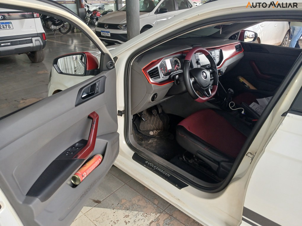 VOLKSWAGEN POLO 1.0 MPI TOTAL FLEX MANUAL