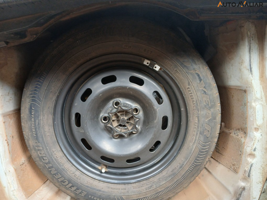 VOLKSWAGEN POLO 1.0 MPI TOTAL FLEX MANUAL