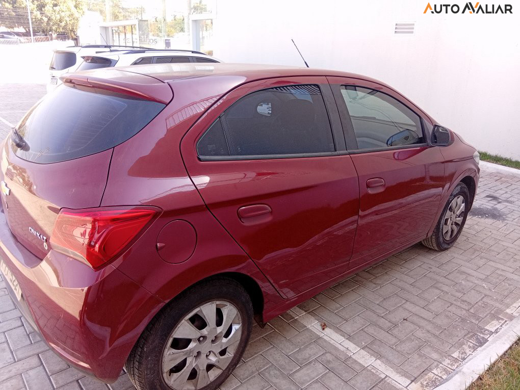 CHEVROLET ONIX 1.0 MPFI LT 8V FLEX 4P MANUAL