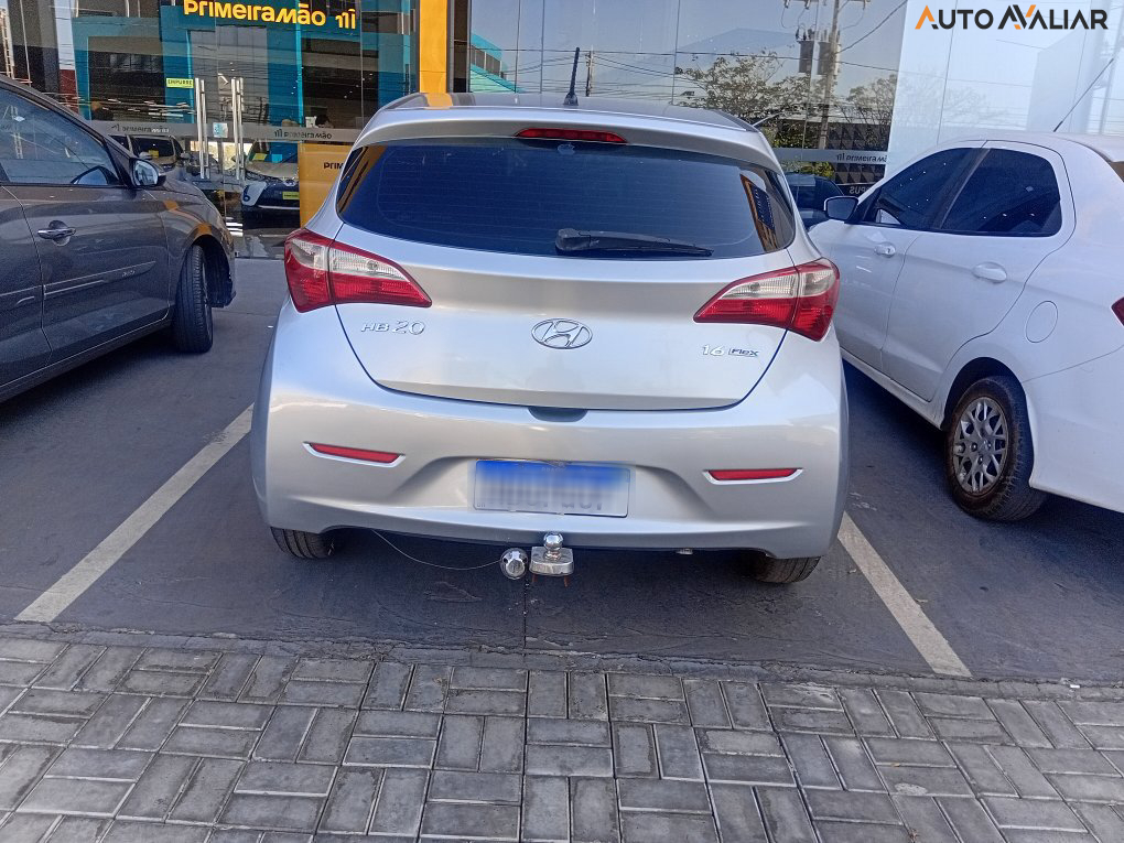 HYUNDAI HB20 1.6 COMFORT 16V FLEX 4P MANUAL