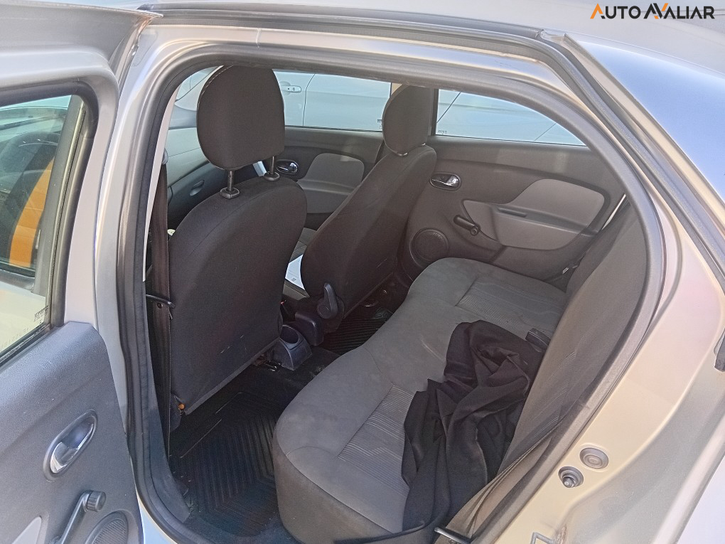 RENAULT LOGAN 1.6 EXPRESSION 8V FLEX 4P MANUAL