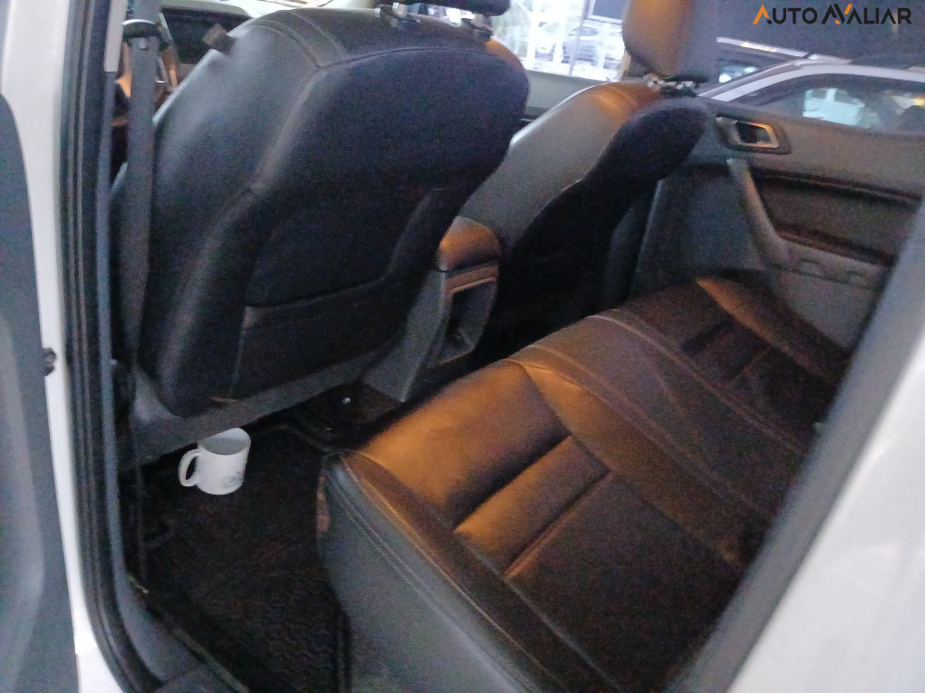 FORD RANGER 3.2 XLT 4X4 CD 20V DIESEL 4P AUTOMATICO