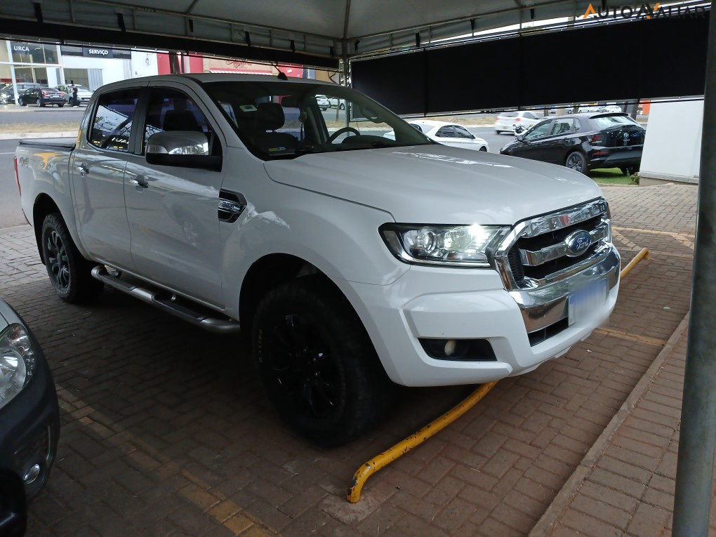 FORD RANGER 3.2 XLT 4X4 CD 20V DIESEL 4P AUTOMATICO