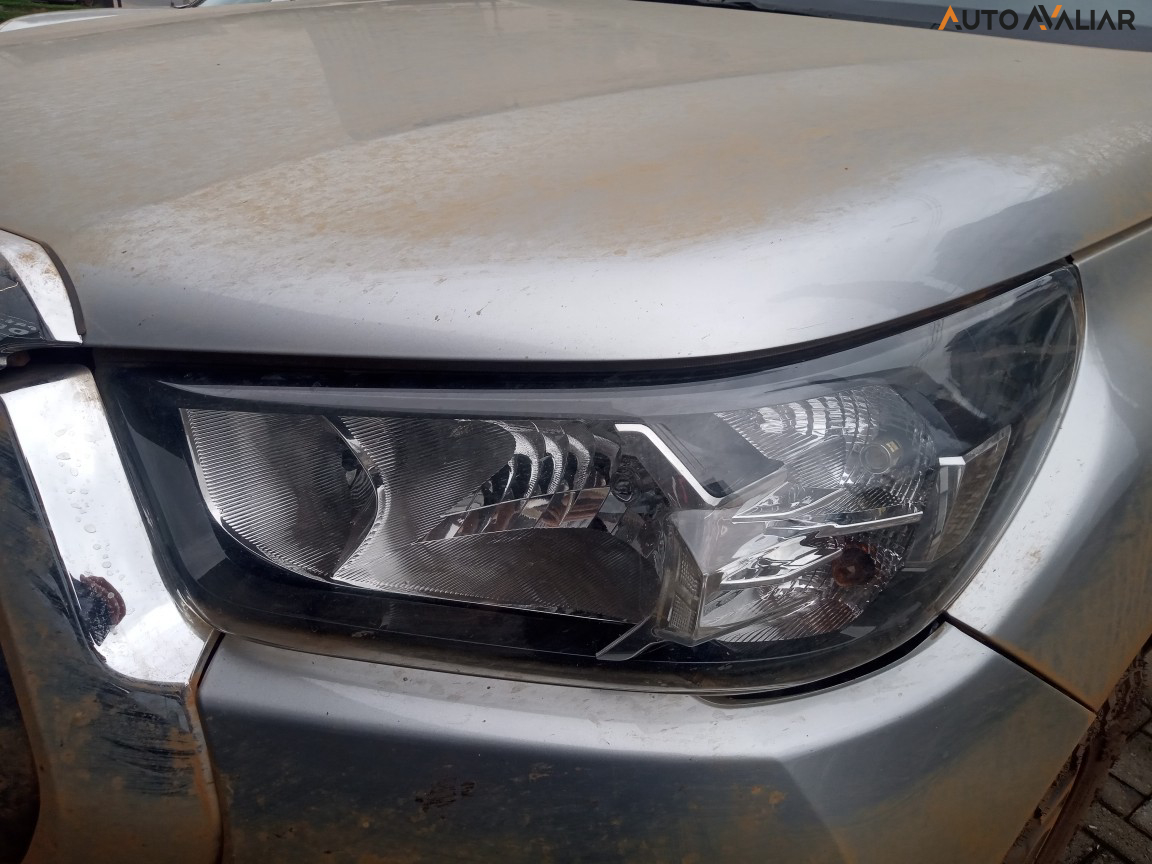 TOYOTA HILUX 2.7 VVT-i FLEX CD SRV 4X2 AUTOM&Aacute;TICO