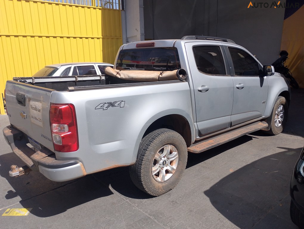 CHEVROLET S10 2.8 LT 4X4 CD 16V TURBO DIESEL 4P AUTOMATICO