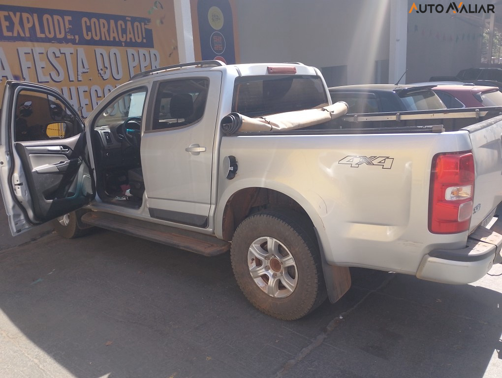 CHEVROLET S10 2.8 LT 4X4 CD 16V TURBO DIESEL 4P AUTOMATICO