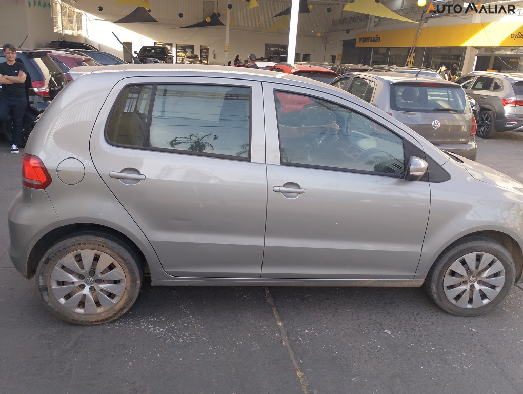 VOLKSWAGEN FOX 1.0 MI TRENDLINE 8V FLEX 4P MANUAL