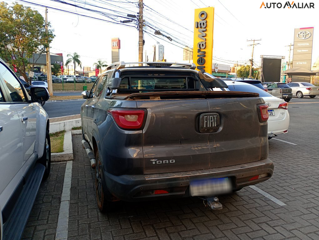 FIAT TORO 2.0 16V TURBO DIESEL RANCH 4WD AT9